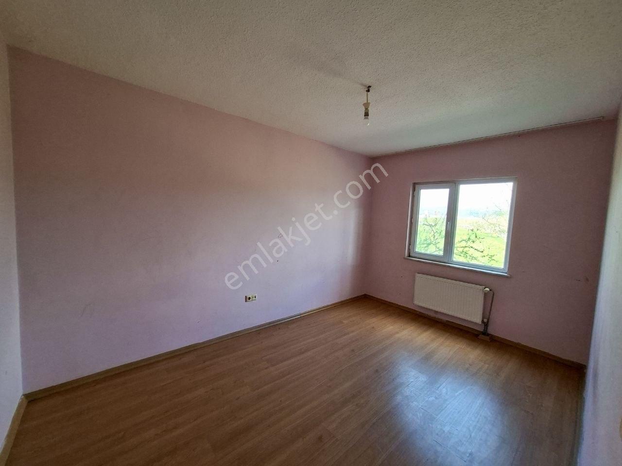 Hak Emlaktan Çavuşlar Mah Toki Konutlarında Kiralık 2+1 Daire - Görsel 22