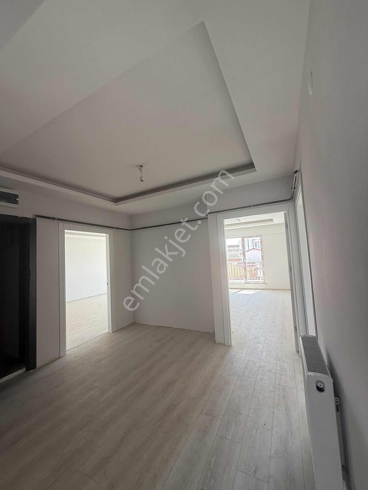 Kılavuz Mahallesinde Satılık Güney Cephe 4+1 Sıfır Daire - Görsel 12