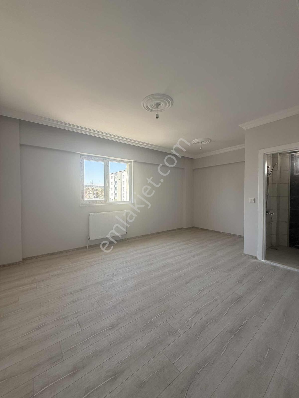 Kılavuz Mahallesinde Satılık Güney Cephe 4+1 Sıfır Daire - Görsel 6