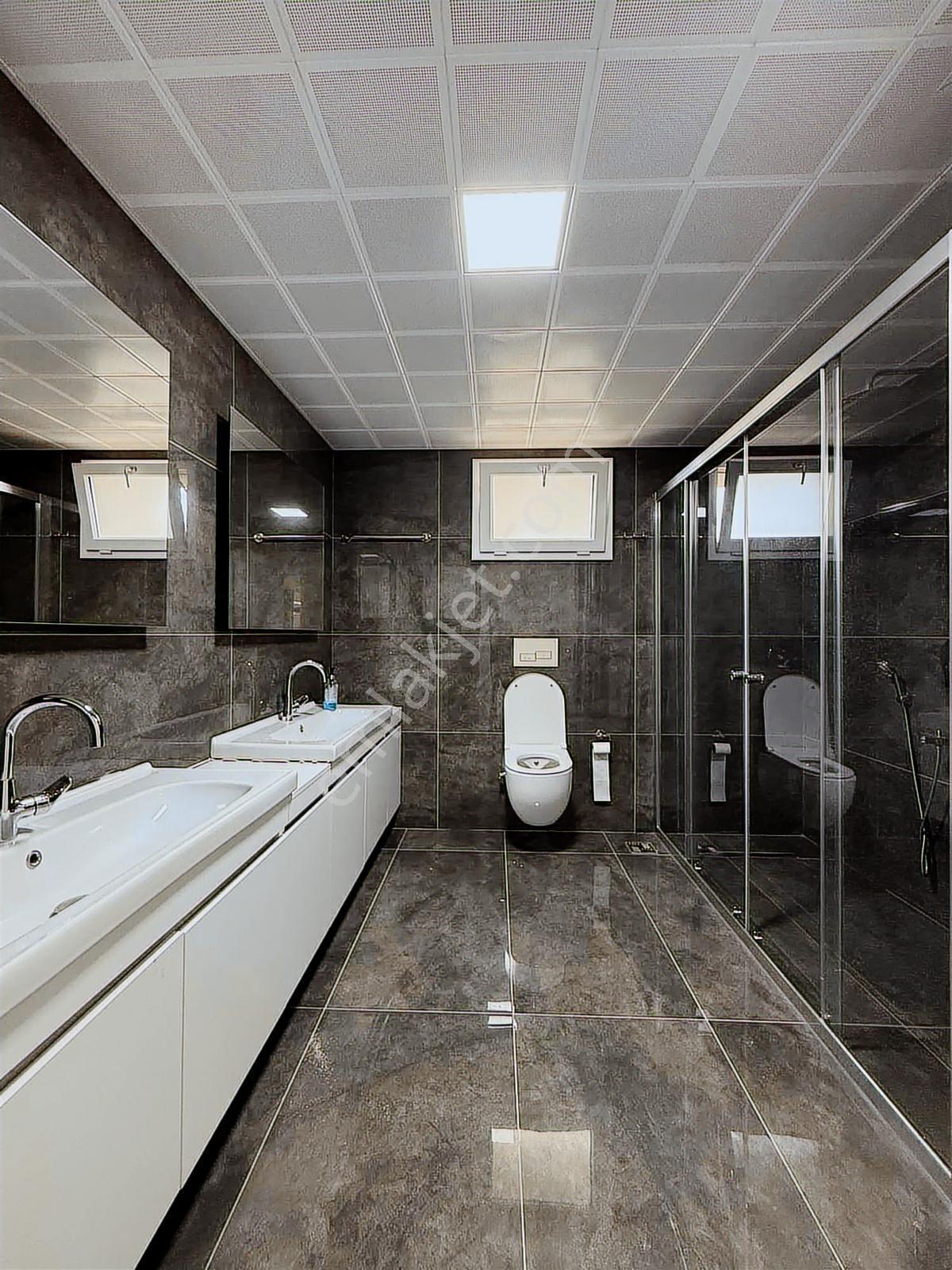 Sivas Eğriköprü Mahallesinde Kiralık 4,5+1 Lüks Site İçi Daire - Görsel 31
