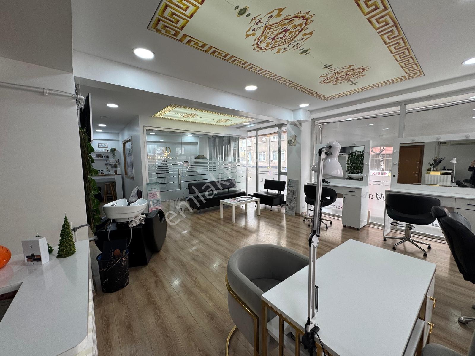 Next House Ayrıcalığıyla Yüksek Getirili Cadde Üzeri İş Yeri - Görsel 4