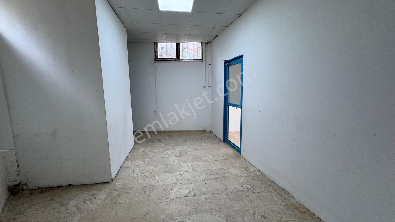 Expert'ten Bursa Karacabey Bayramderede Kiralık Dükkan - Görsel 26