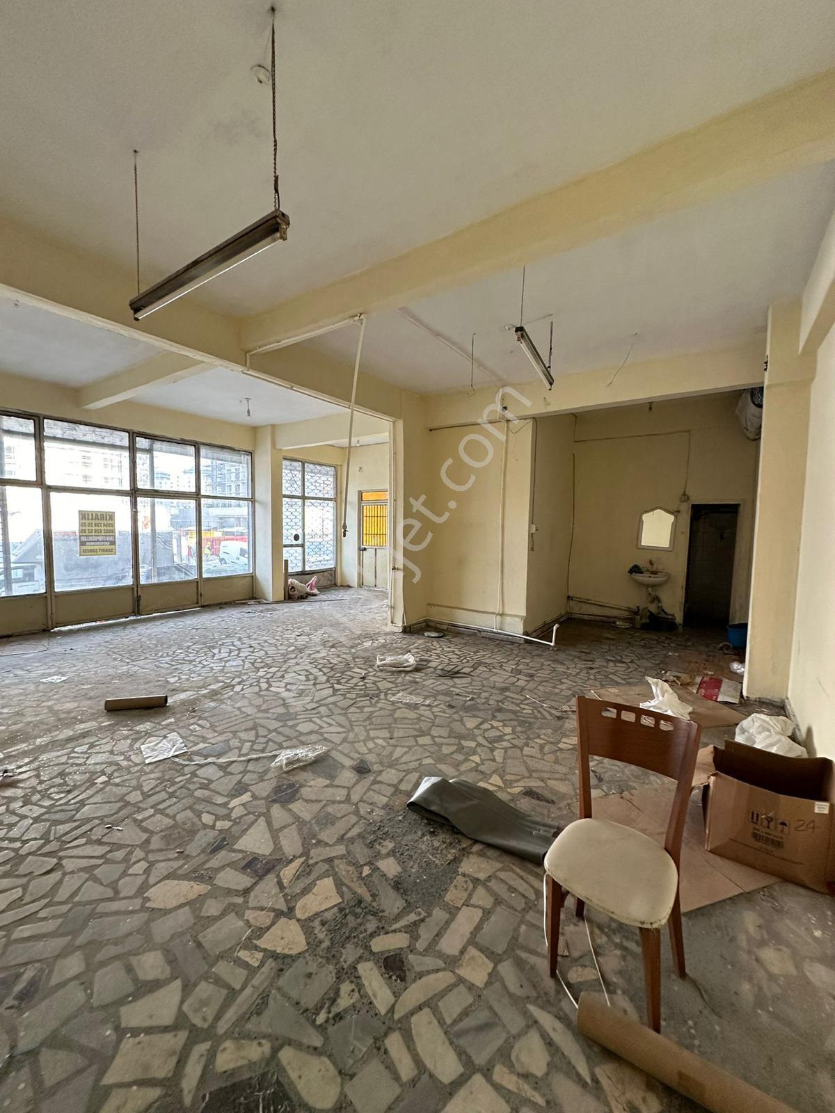 B.paşa Orta Mah. 90m² Giriş Cadde Üzeri Dükkan - Görsel 5