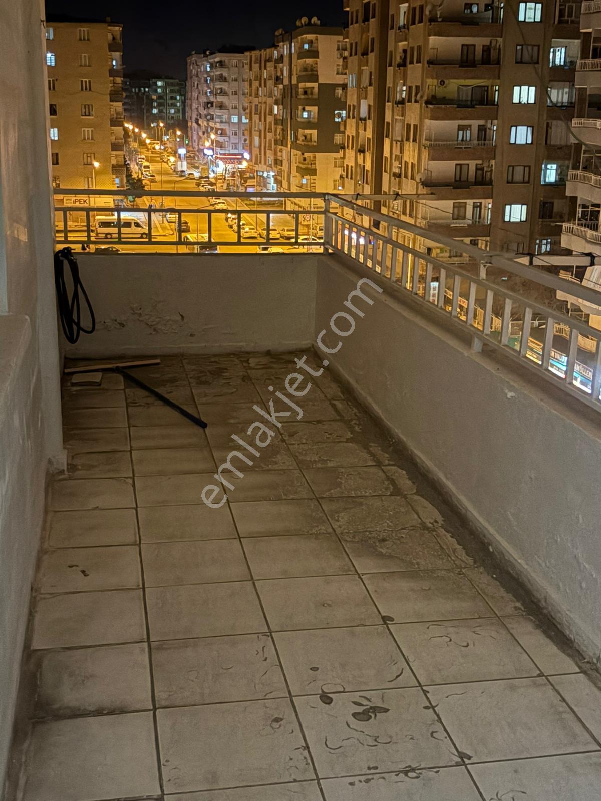 Gaziler Peyas Taksi Durağı Yanı Satılık 3+1 Daire - Görsel 17