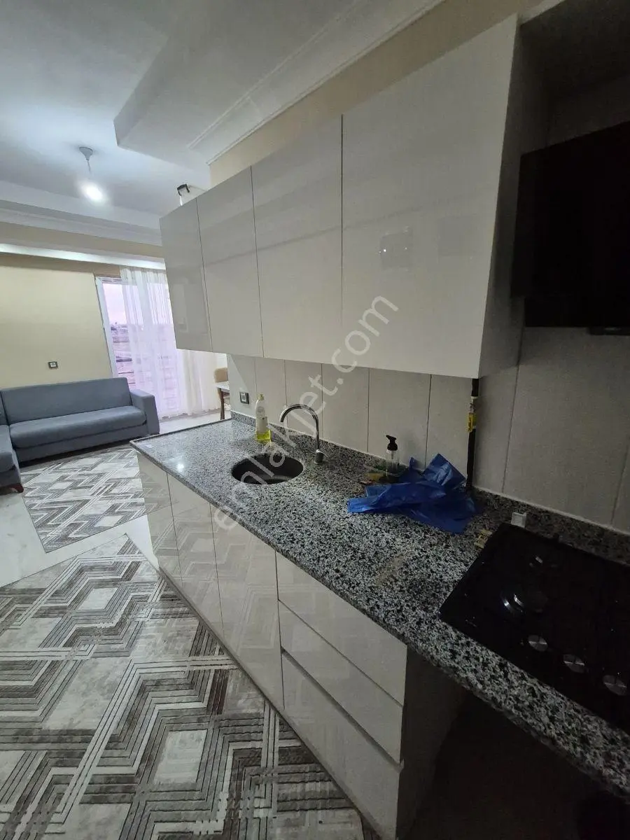Metin Gönülalan'dan Mükemmel Konumda Yatırımlık 1+1 Eşyalı Daire - Görsel 2