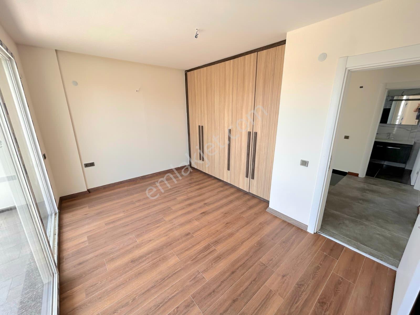 Kuşadası Avm Bölgesinde Satılık 4+1 Müstakil Doğalgazlı Villalar - Görsel 23
