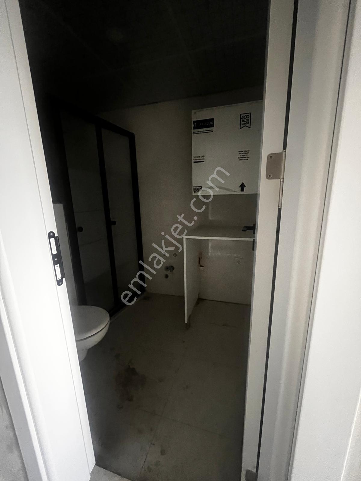 Ergenekon Mahallesinde Kiralık 2+1 Sıfır Daire - Görsel 11