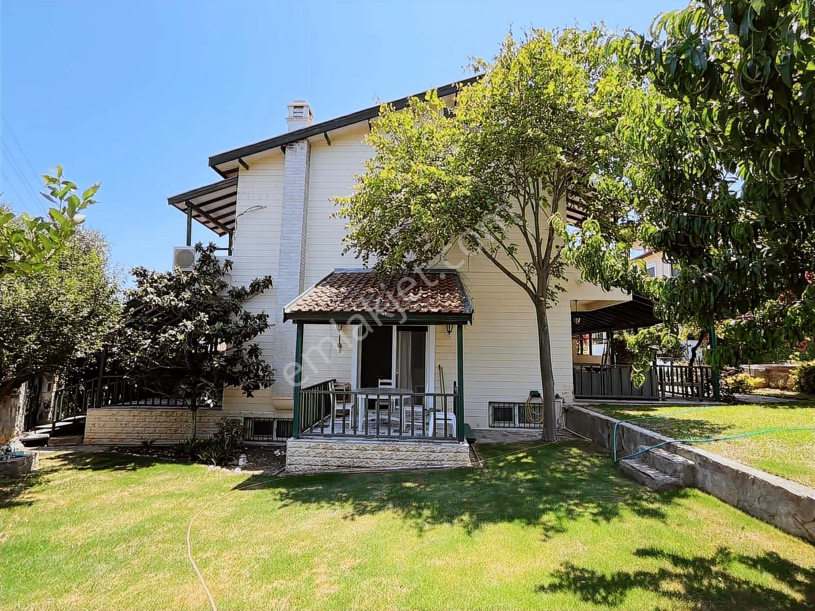 Çeşme İsmet İnönü Mahallesinde Satılık 5+1 Villa - Görsel 29