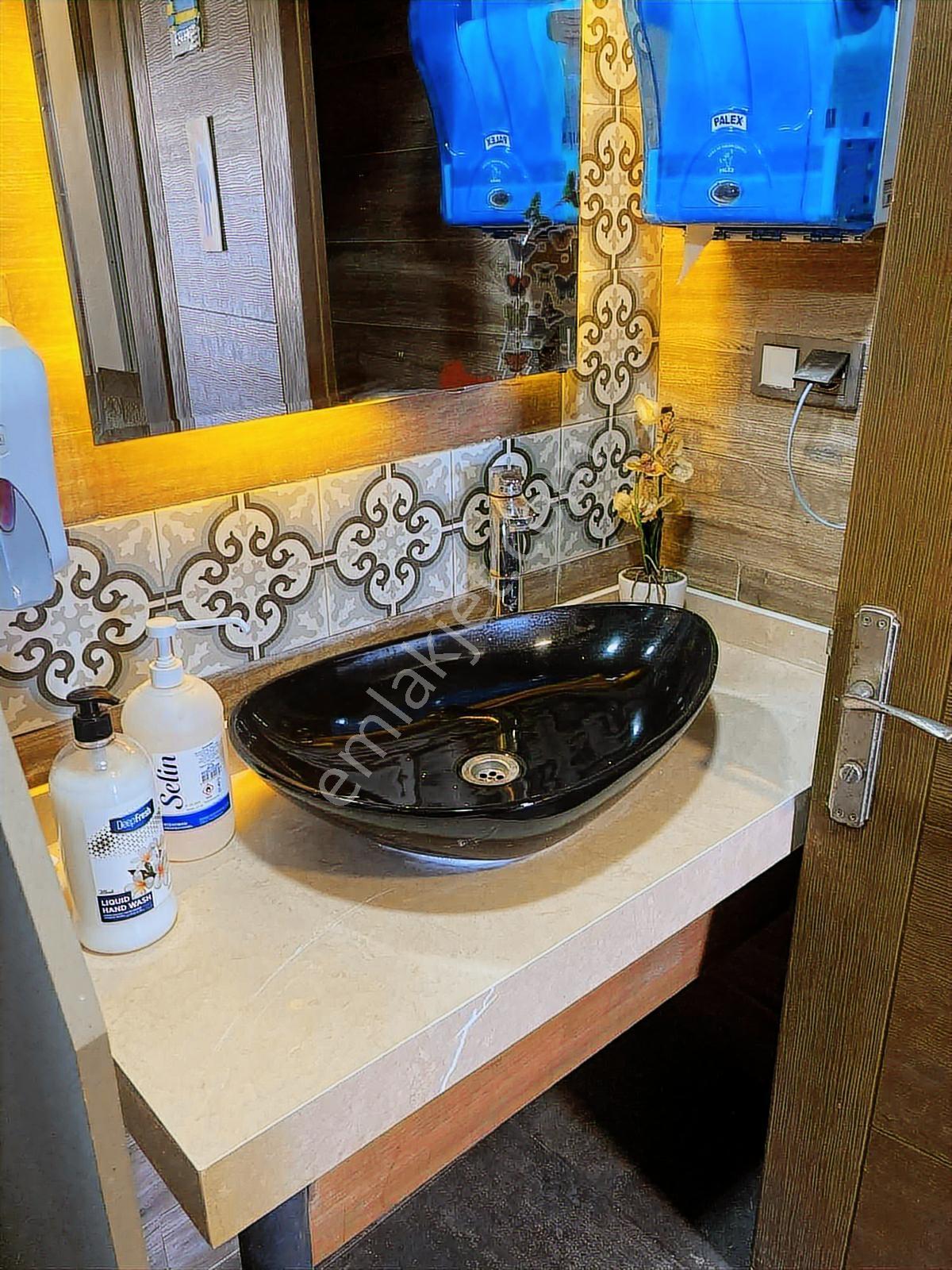Güzelbahçe Yalı'da Denize Sıfır Satılık Restaurant - Görsel 5