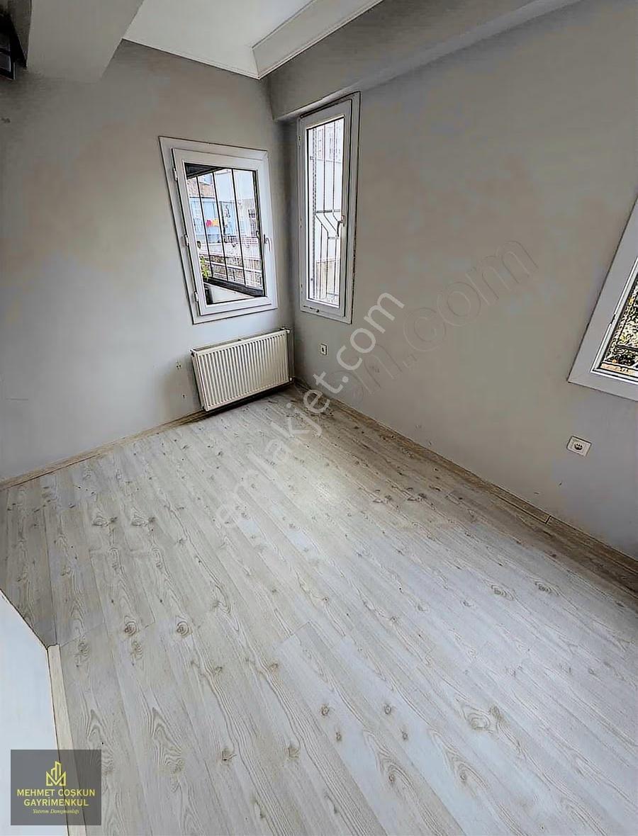 100.yılda 4 Katlı Asansörlü Doğalgazlı Kiralık 2+1 Daire - Görsel 2