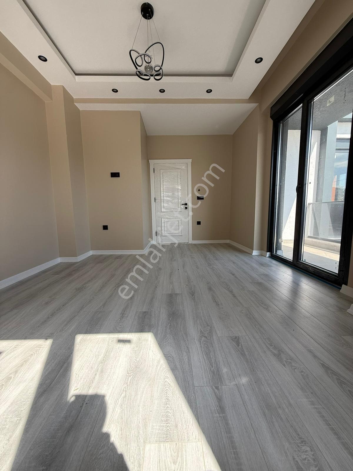 Büyükçekmece Celaliyede Satılık 7+1 Triblex İkiz Villalar - Görsel 33