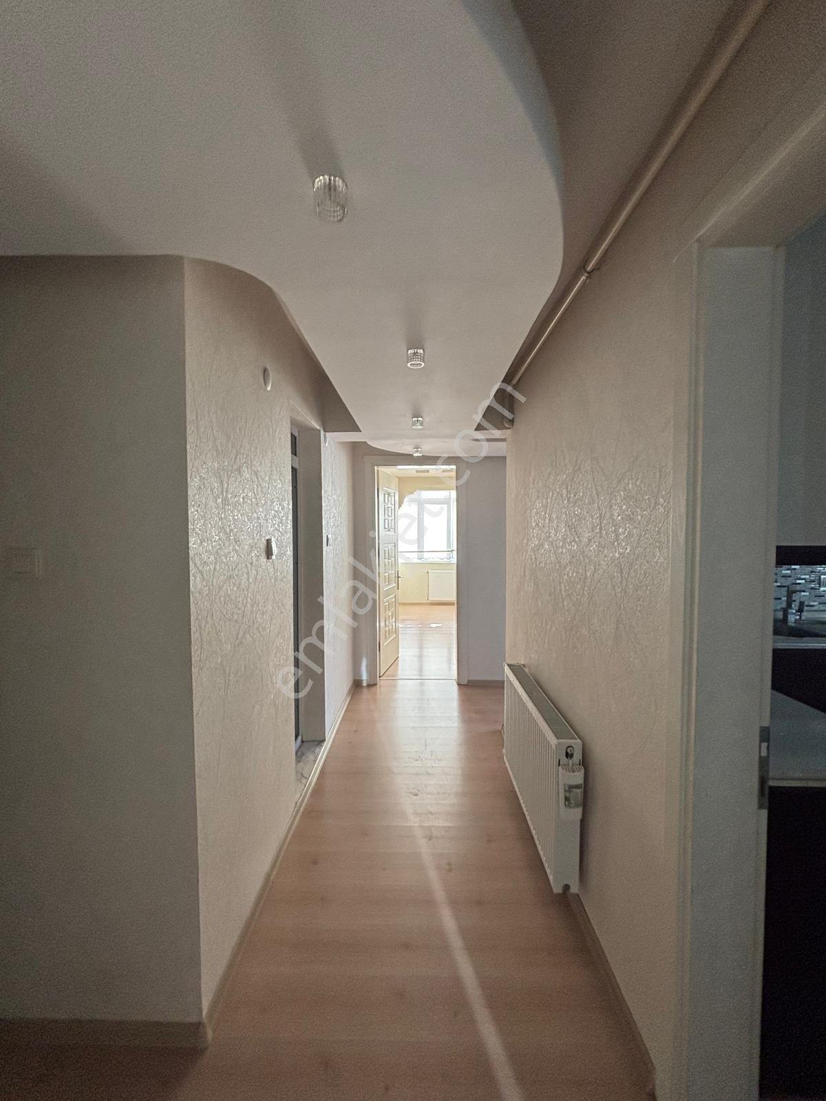 Torbalı Emlak'tan Ertuğrul Mah. Sadık İleri Bulvarına Yakın 130m2 2+1 D.gazlı Ve Klimalı Dairem - Görsel 24