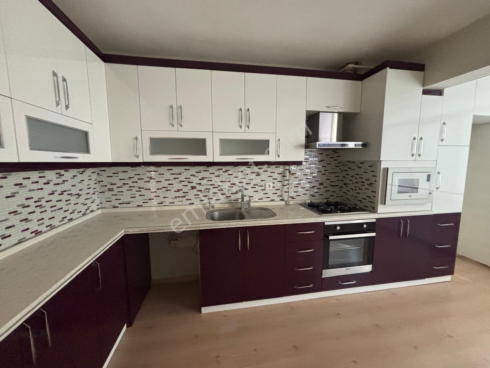 Torbalı Emlak'tan Ertuğrul Mah. Sadık İleri Bulvarına Yakın 130m2 2+1 D.gazlı Ve Klimalı Dairem