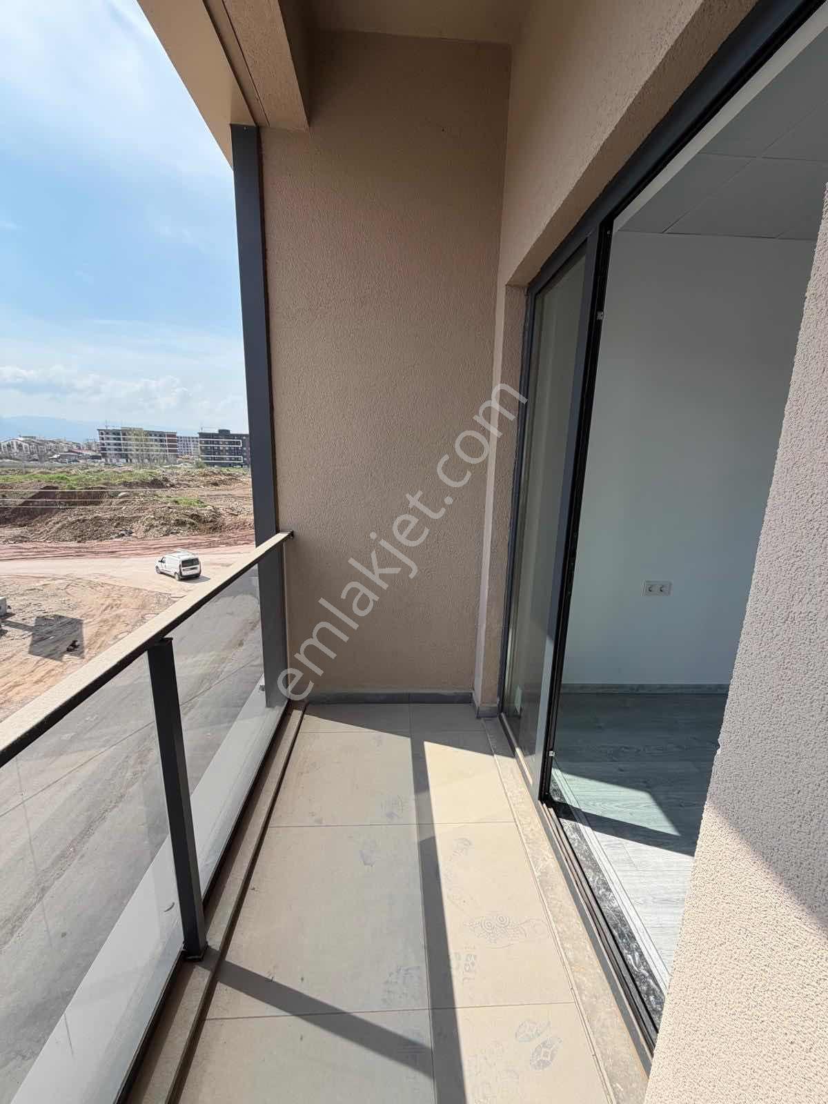 Office 41 'de İçinde Bölünmüş 3 Odalı Kiralık Arakat Ofis & Büro - Görsel 6