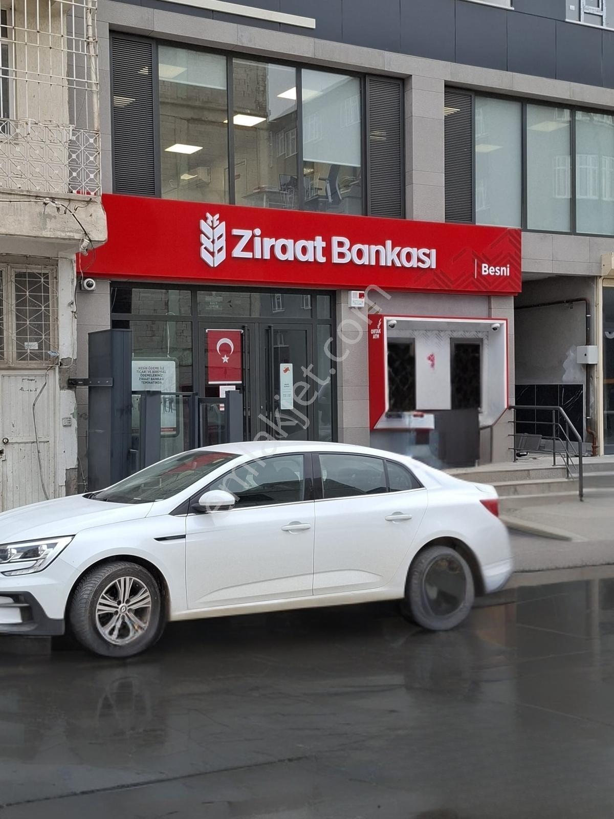 Hakev'den Atatürk Caddesinde Satılık Yeni Yapı 2 Katlı İş Yeri - Görsel 2