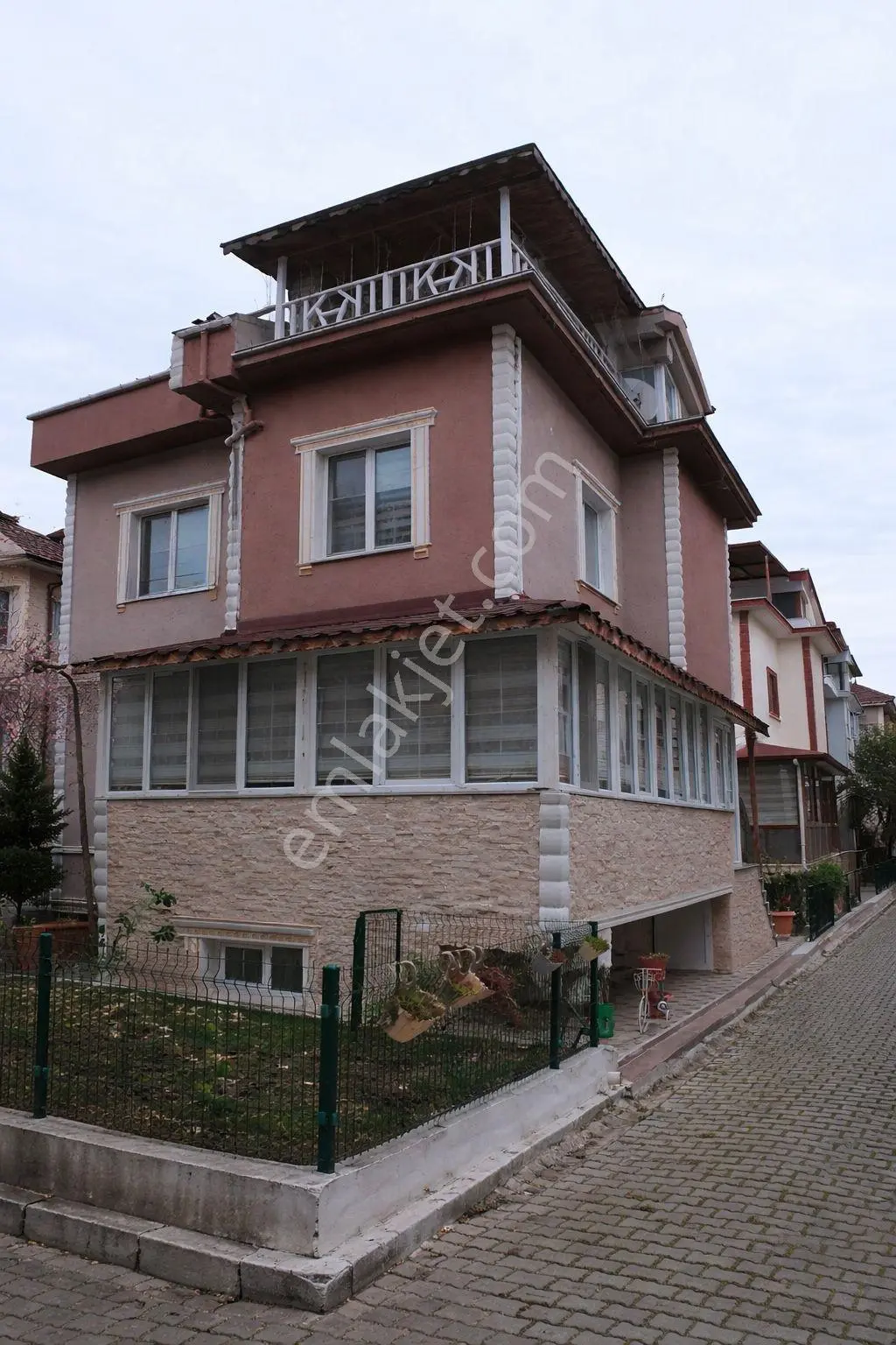 Çorlu Nehir Villaları'nda Prestijli Yaşam: 6+1 Lüks Villa - Görsel 35