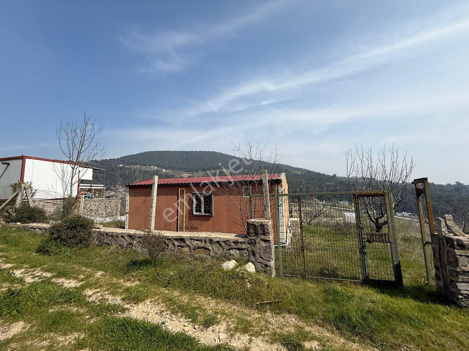 Bornova Yakaköy'de 1046 M2 Satılık Tarla - Görsel 11