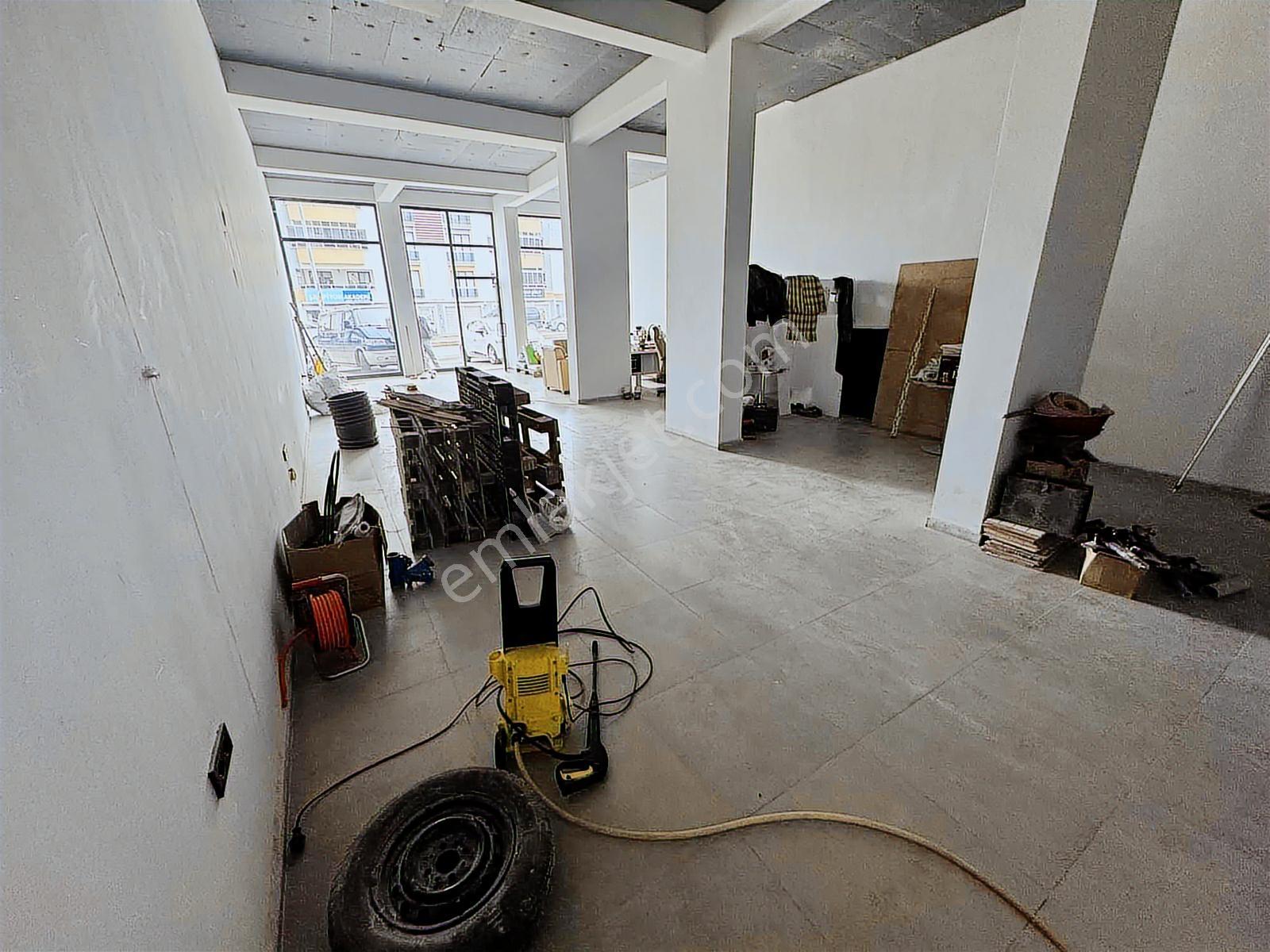 Millet Mahallesi'nde Satılık 115 Metre² 7 Metre Cepheli Dükkan - Görsel 6
