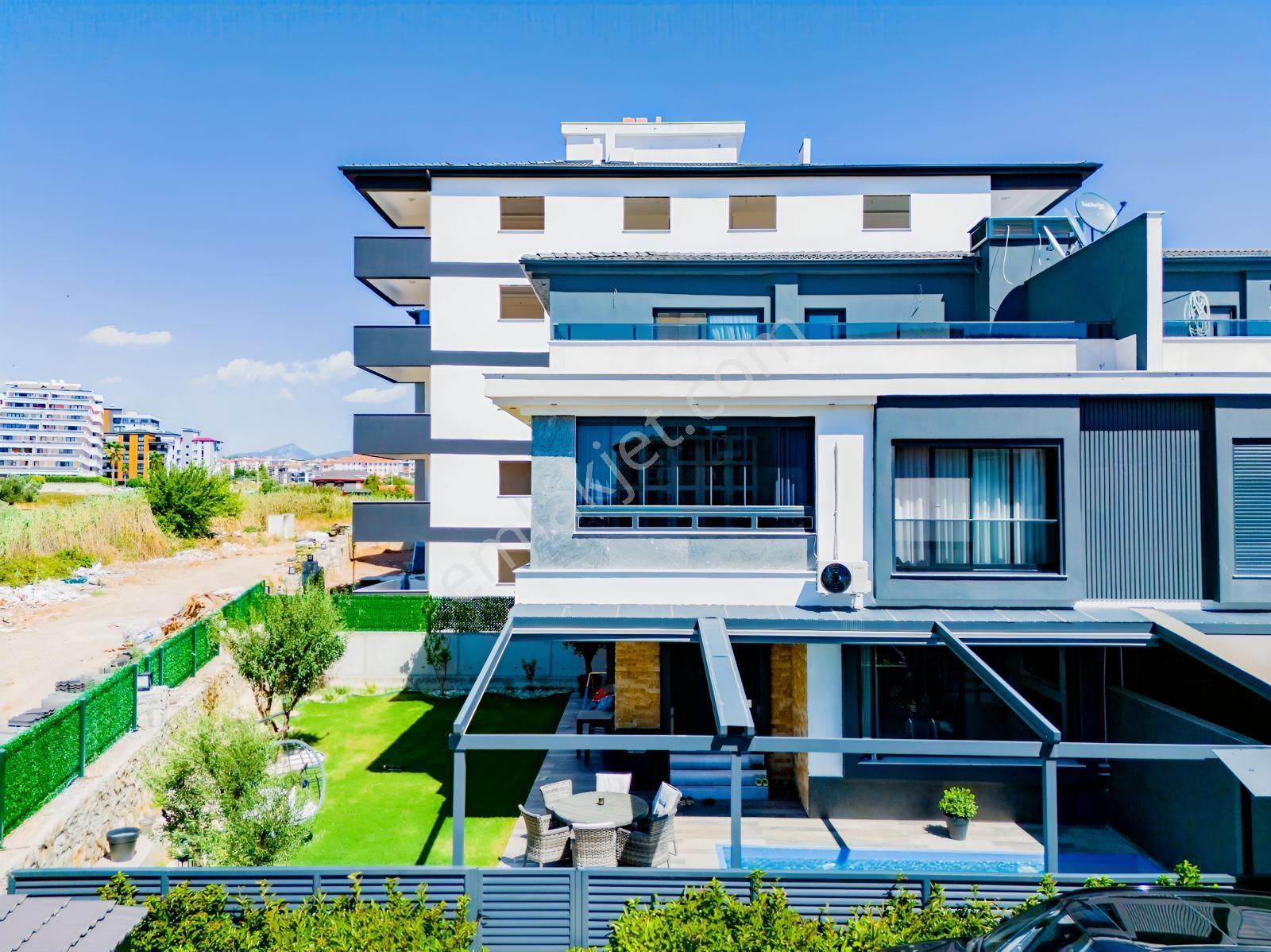 Ayrancılar Demır Suıtste Köşe Bahçeli, Müstakil Havuzlu Villa - Görsel 24