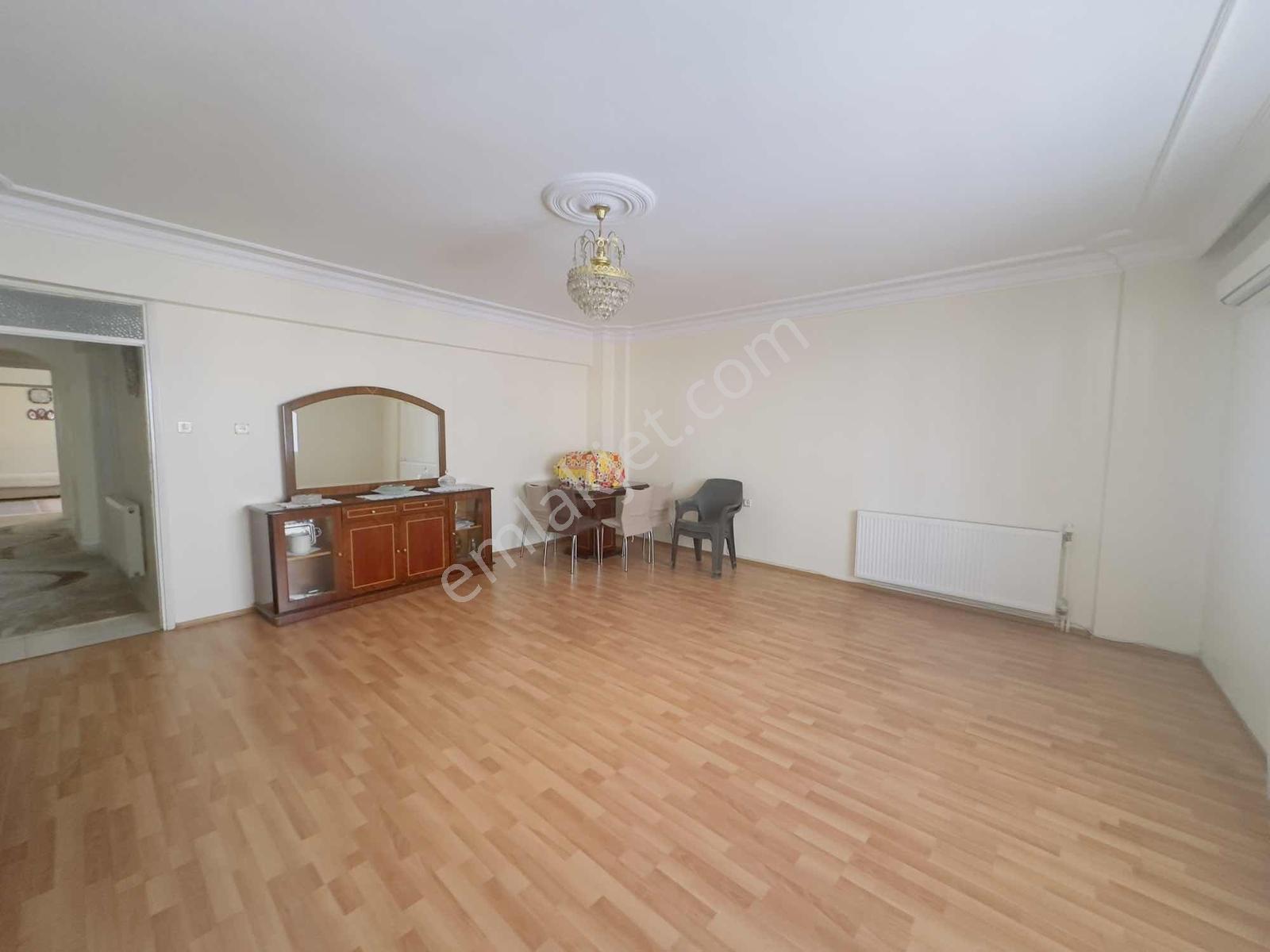 Şirinyer Menderes Caddesi Üzeri 3+1 Garajlı 160m2 Satılık Daire - Görsel 35