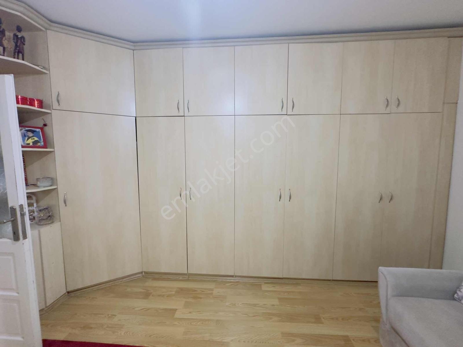 Şirinyer Menderes Caddesi Üzeri 3+1 Garajlı 160m2 Satılık Daire - Görsel 12