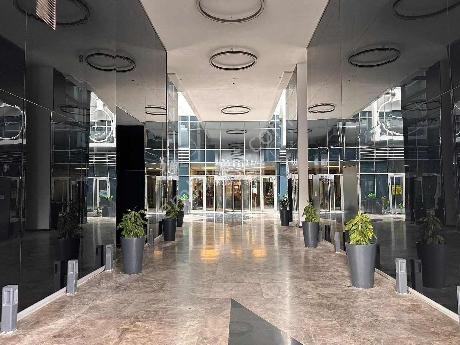 Sarphan Finanspark' Ta Finans Merkezine Komşu 1+0 Kiralık Ofis - Görsel 12