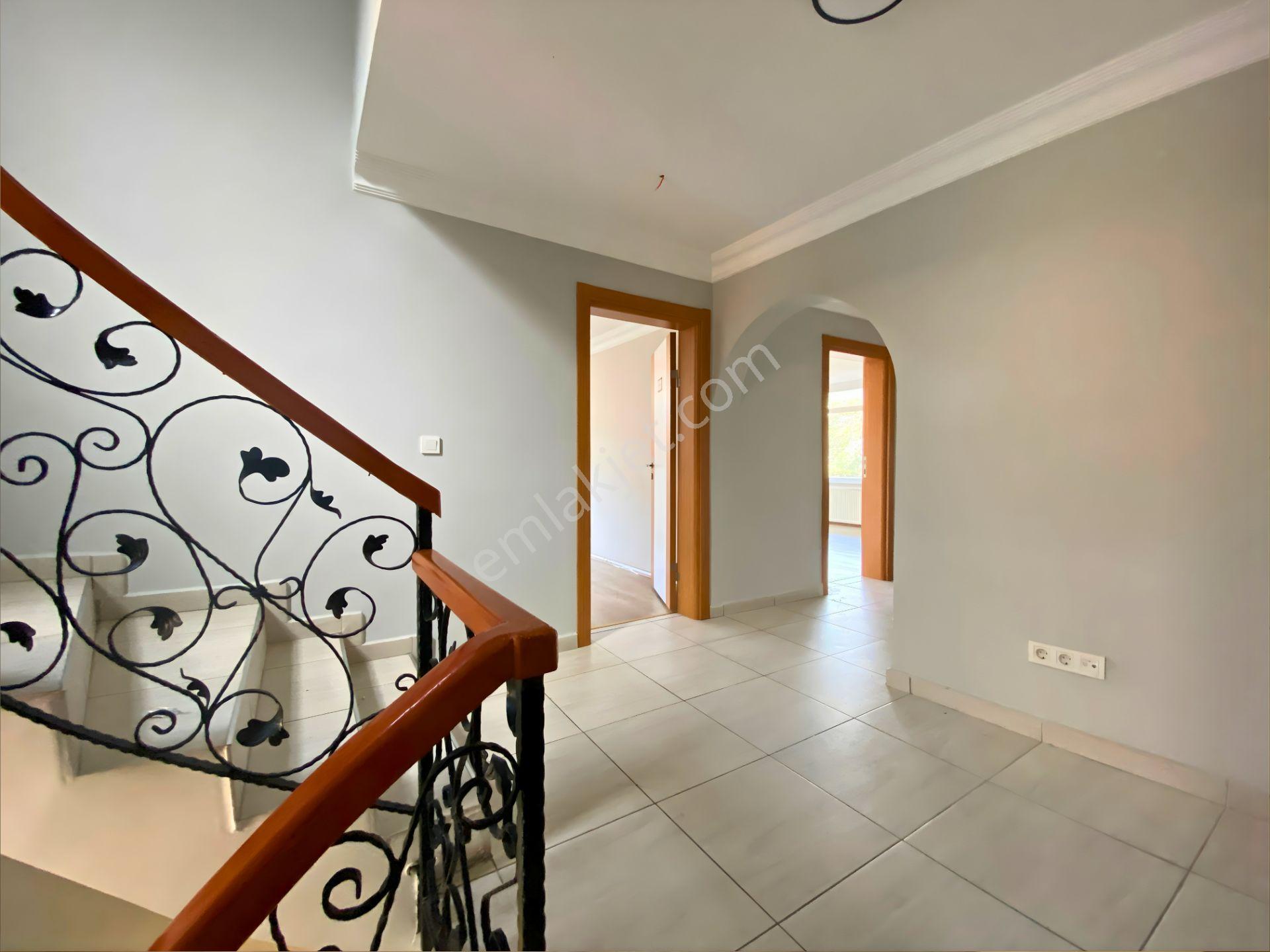 Tarabya’da Değerli Arsasıyla Öne Çıkan 7+2 Müstakil Villa - Görsel 20