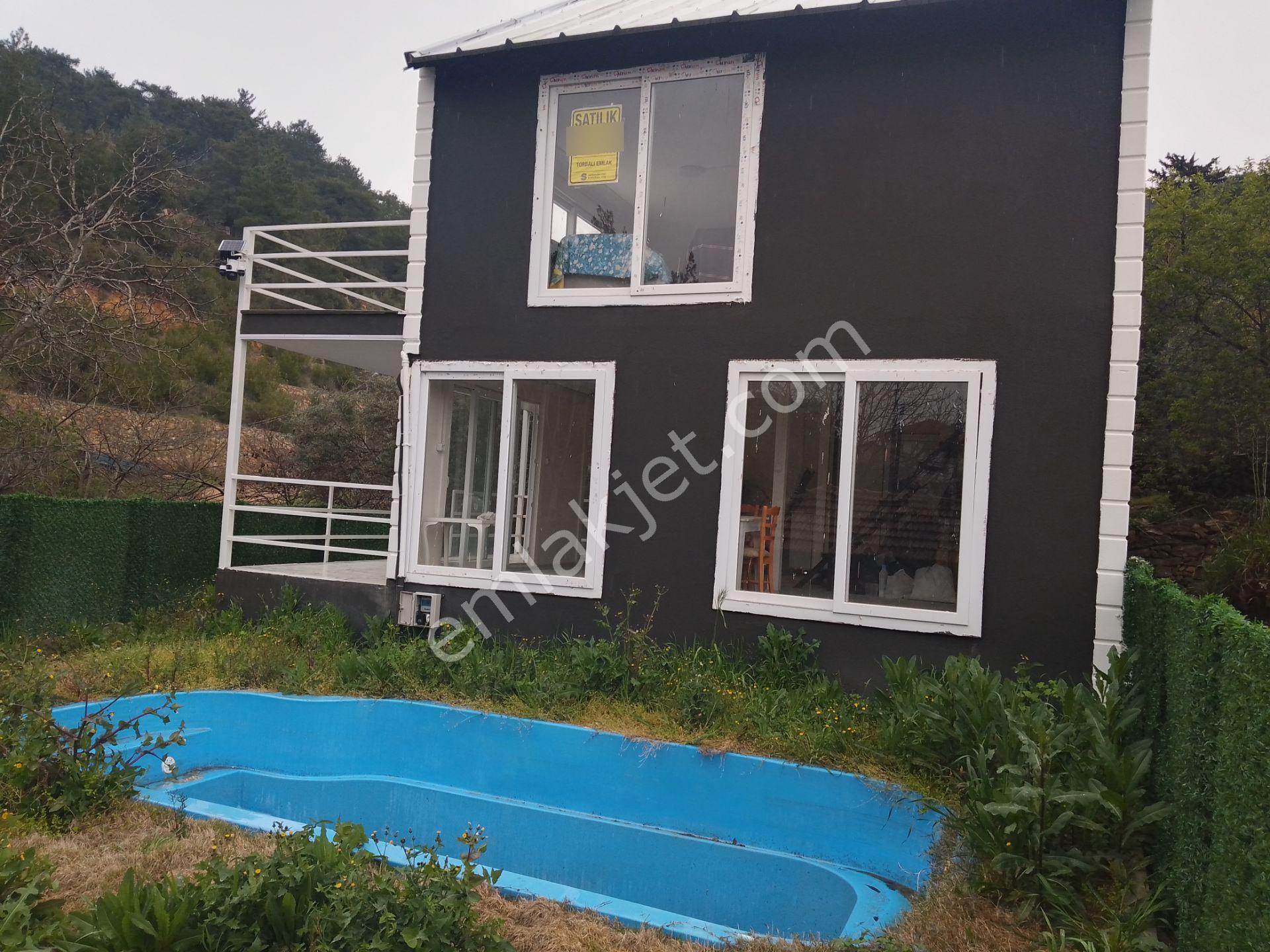 Torbalı Karakızlar Doğa Manzaralı Müstakil Parsel,tek Tapu 145m2 Arsada Havuzlu Eşyalı 100m Villa - Görsel 3