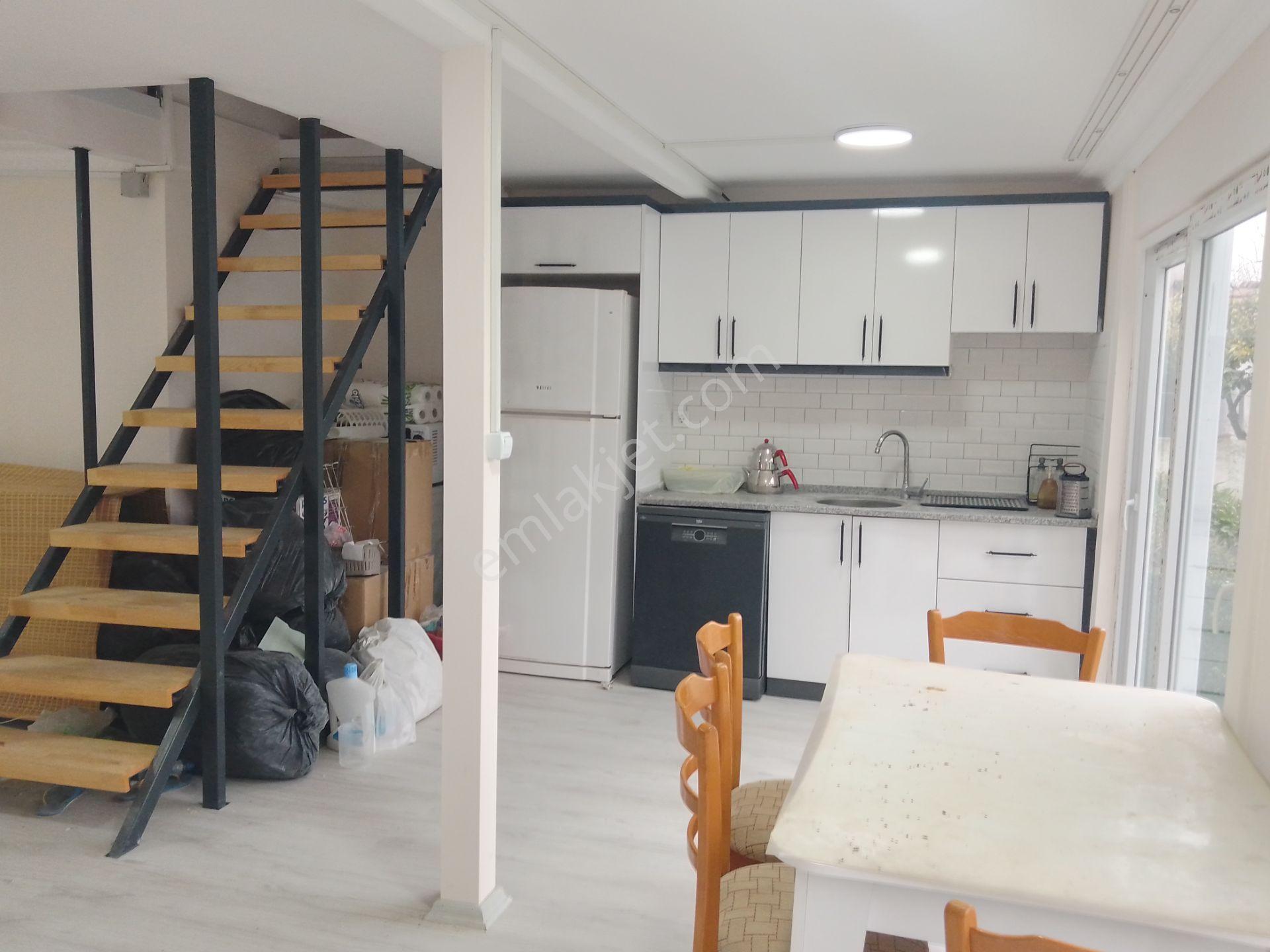 Torbalı Karakızlar Doğa Manzaralı Müstakil Parsel,tek Tapu 145m2 Arsada Havuzlu Eşyalı 100m Villa - Görsel 5
