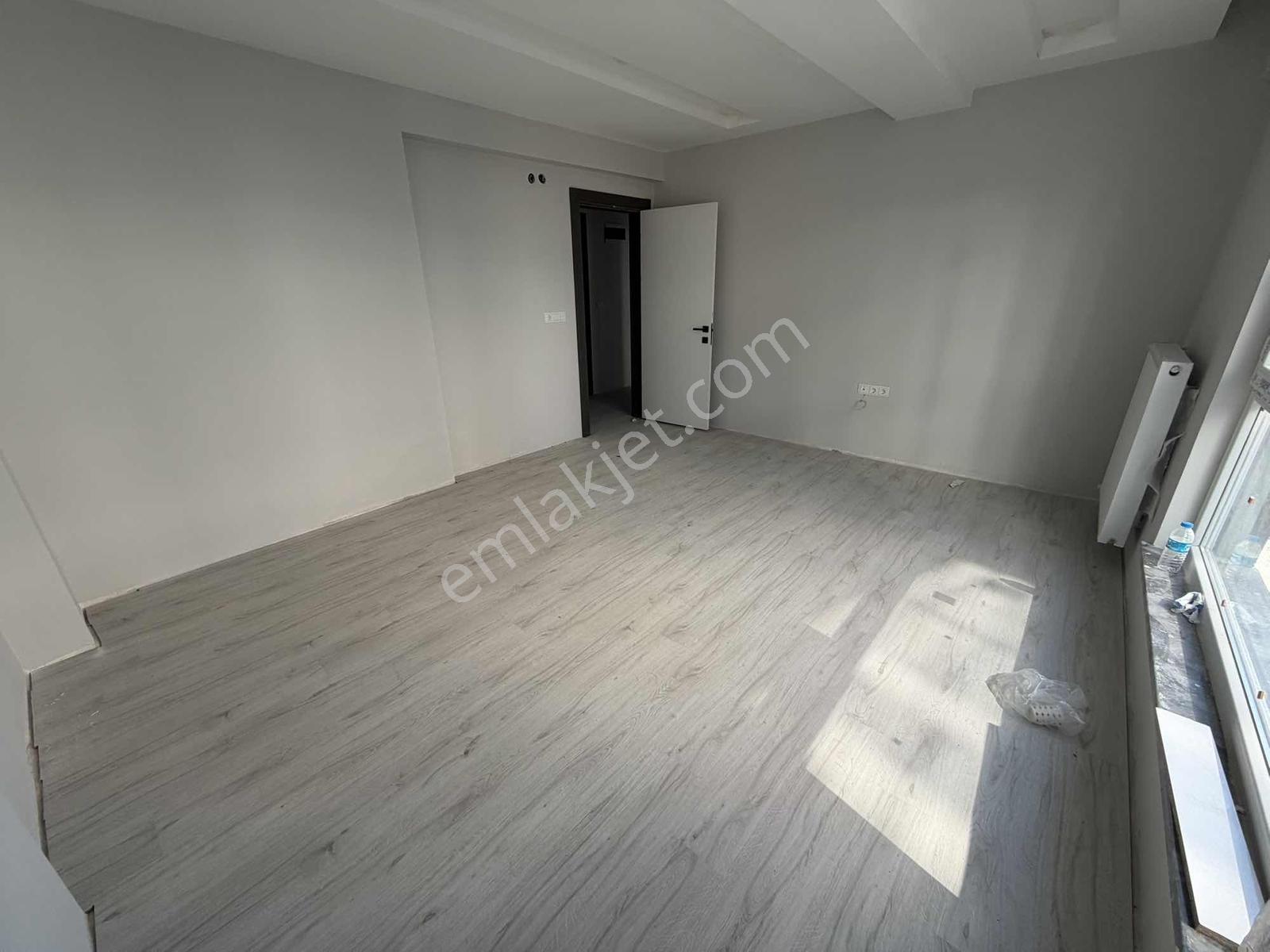 Yağmur Emlak'tan Satılık Merkezi Konum Ara Kat 2+1 Daire - Görsel 20