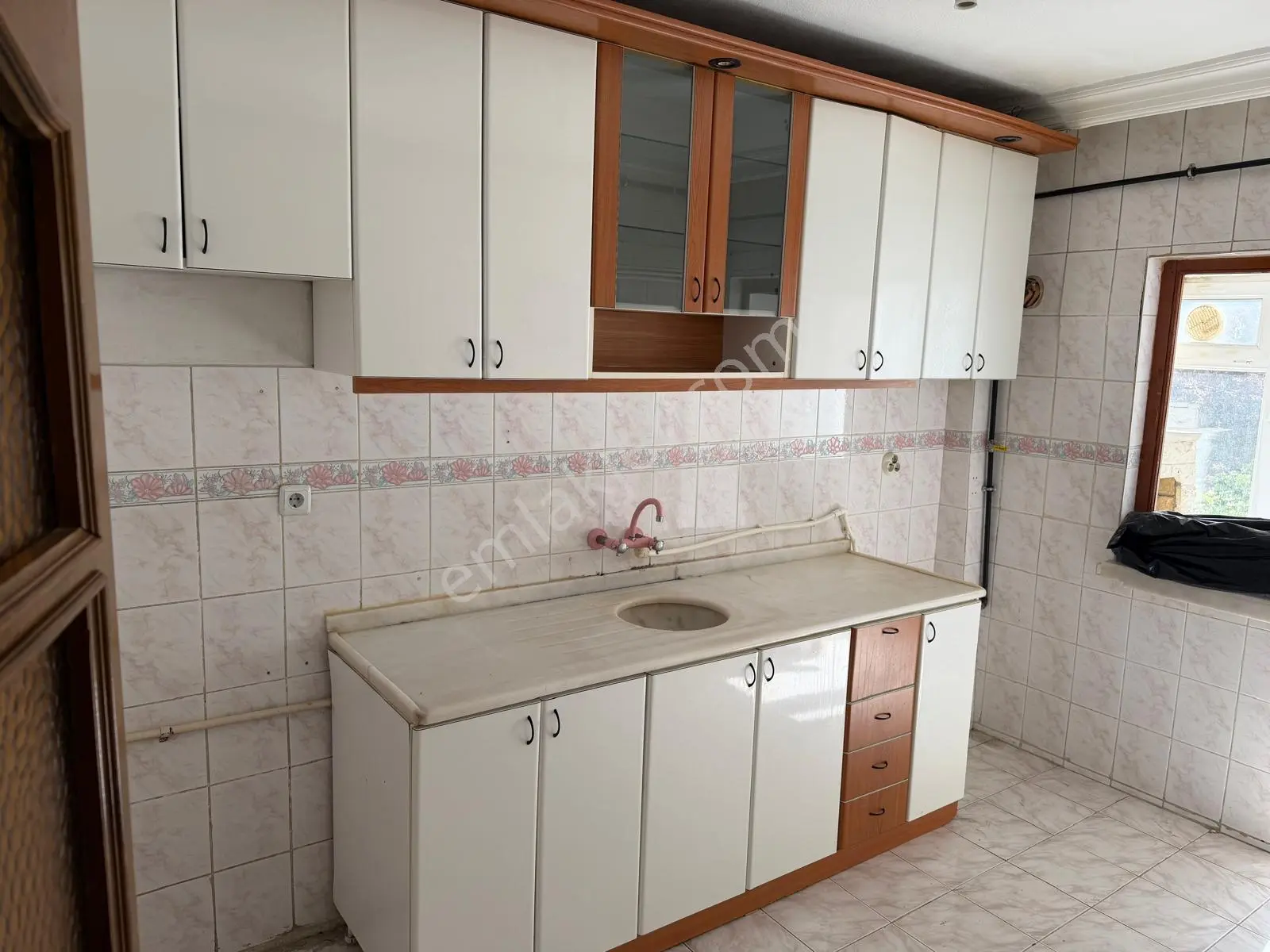 Ulaş Emlak Elvankent'in En Merkez Noktası Site İçi 2. Kat - Görsel 3