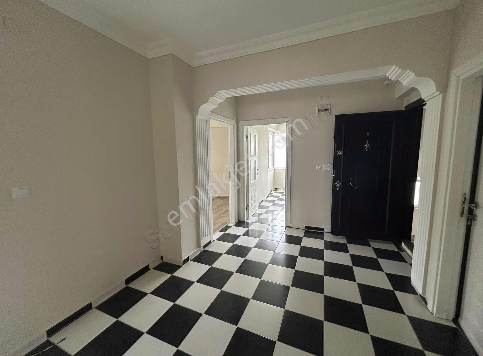 Çerkezköy Merkezde Kiralık 3+1 Geniş Ferah Aile Dairesi - Görsel 23