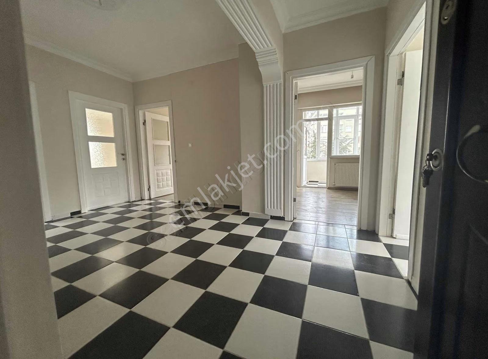Çerkezköy Merkezde Kiralık 3+1 Geniş Ferah Aile Dairesi - Görsel 18