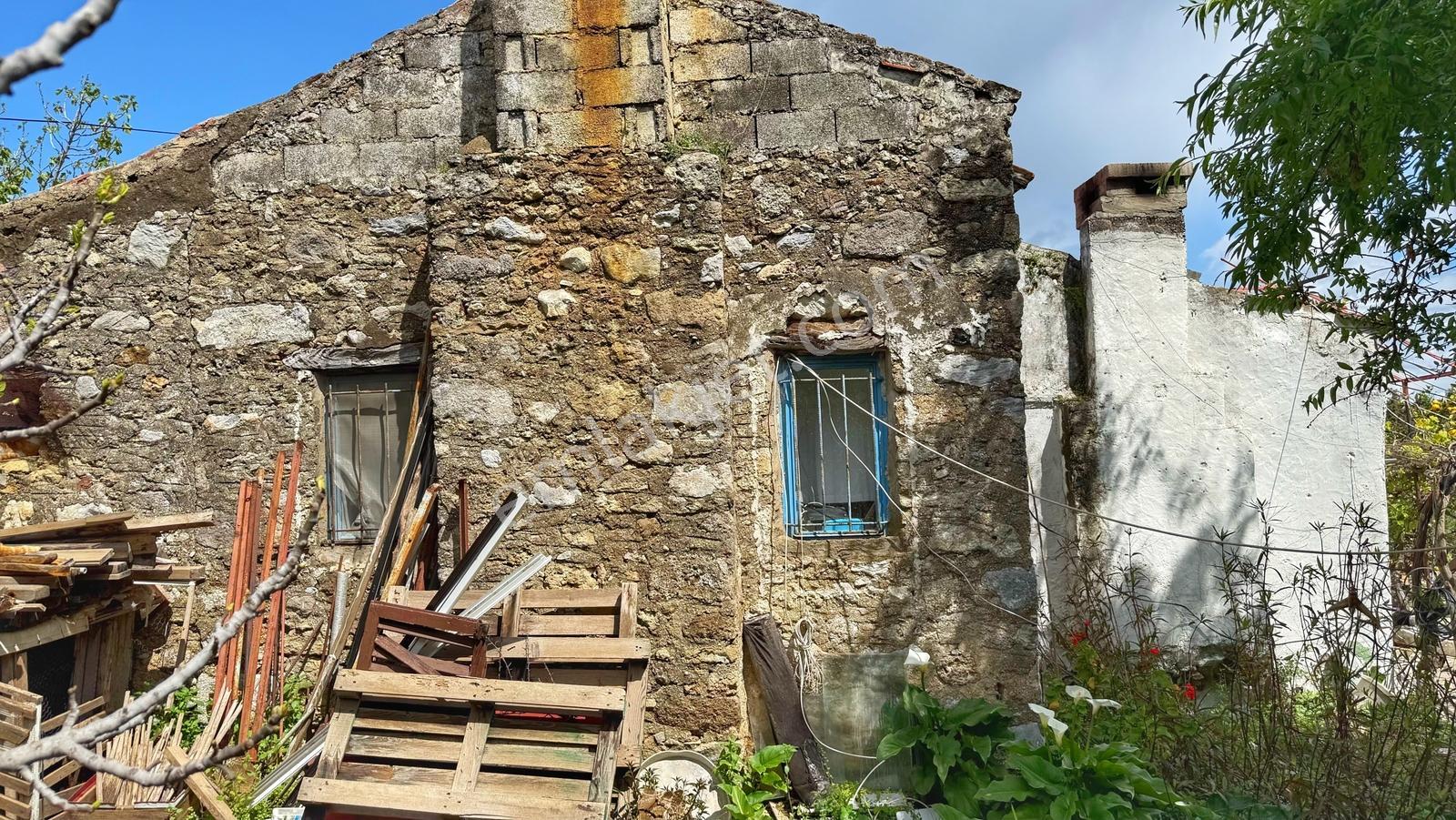 Datça Reşadiye | 1300m2 İçinde Deniz Manzaralı Taş Ev Ve Arsası - Görsel 24