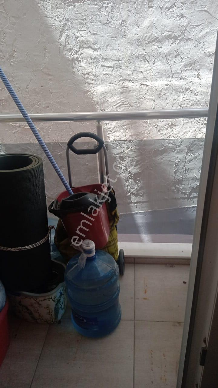 Güzelyalıda Merkezi Yerde Doğal Gazlı 3+1 Birinci Kat İçi Yapılı - Görsel 13
