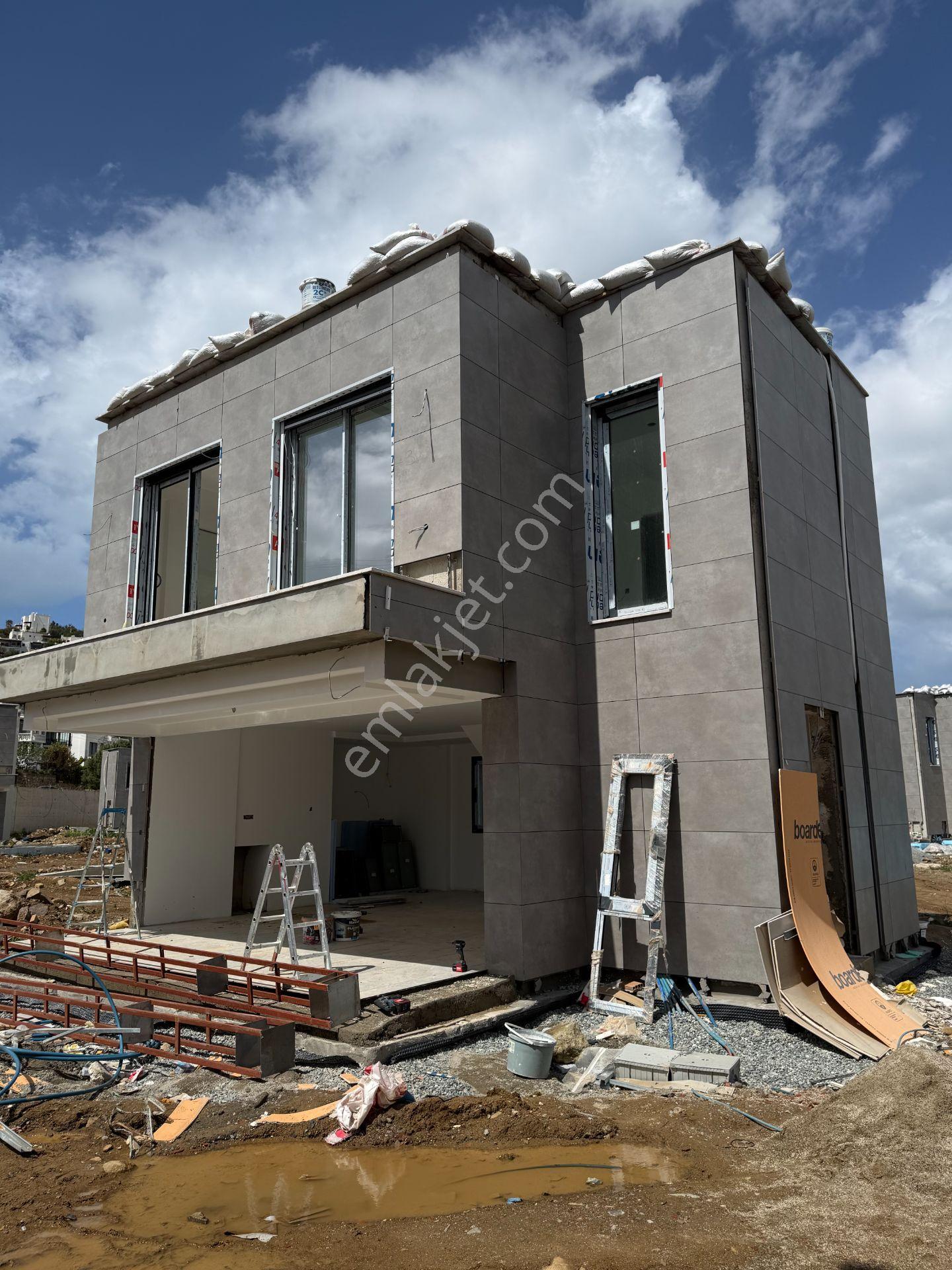 Cemal Emlak'tan Bodrum Kadıkalesi'nde Satılık Sıfır 3+1 Müstakil Havuzlu Villa - Görsel 3