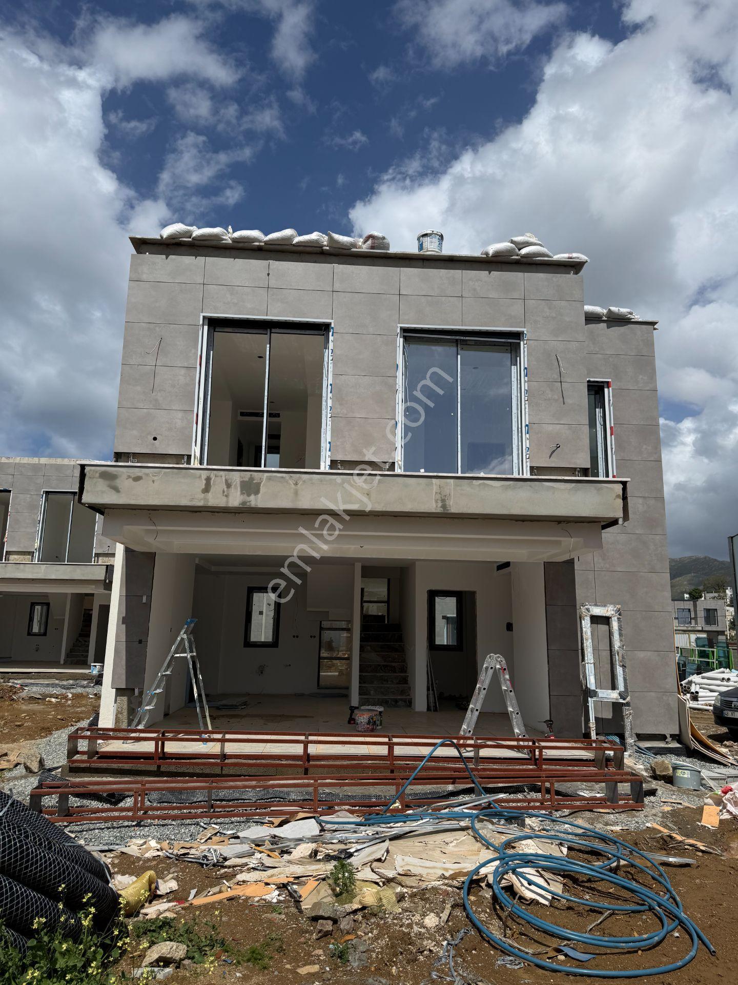 Cemal Emlak'tan Bodrum Kadıkalesi'nde Satılık Sıfır 3+1 Müstakil Havuzlu Villa - Görsel 4