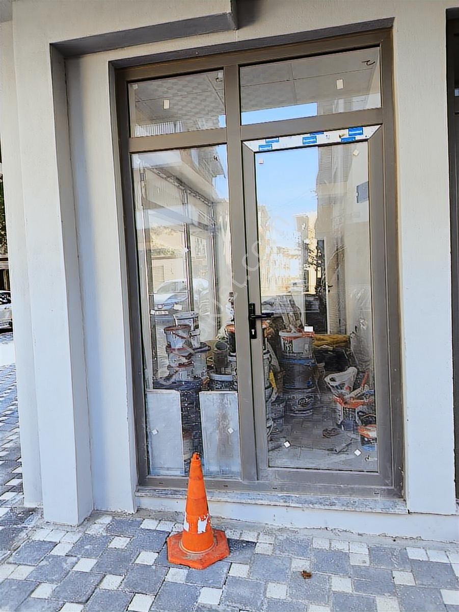 Buca Yıldız Mahallesinde Sıfır 21m² Dükkan Tuvaletli - Görsel 6