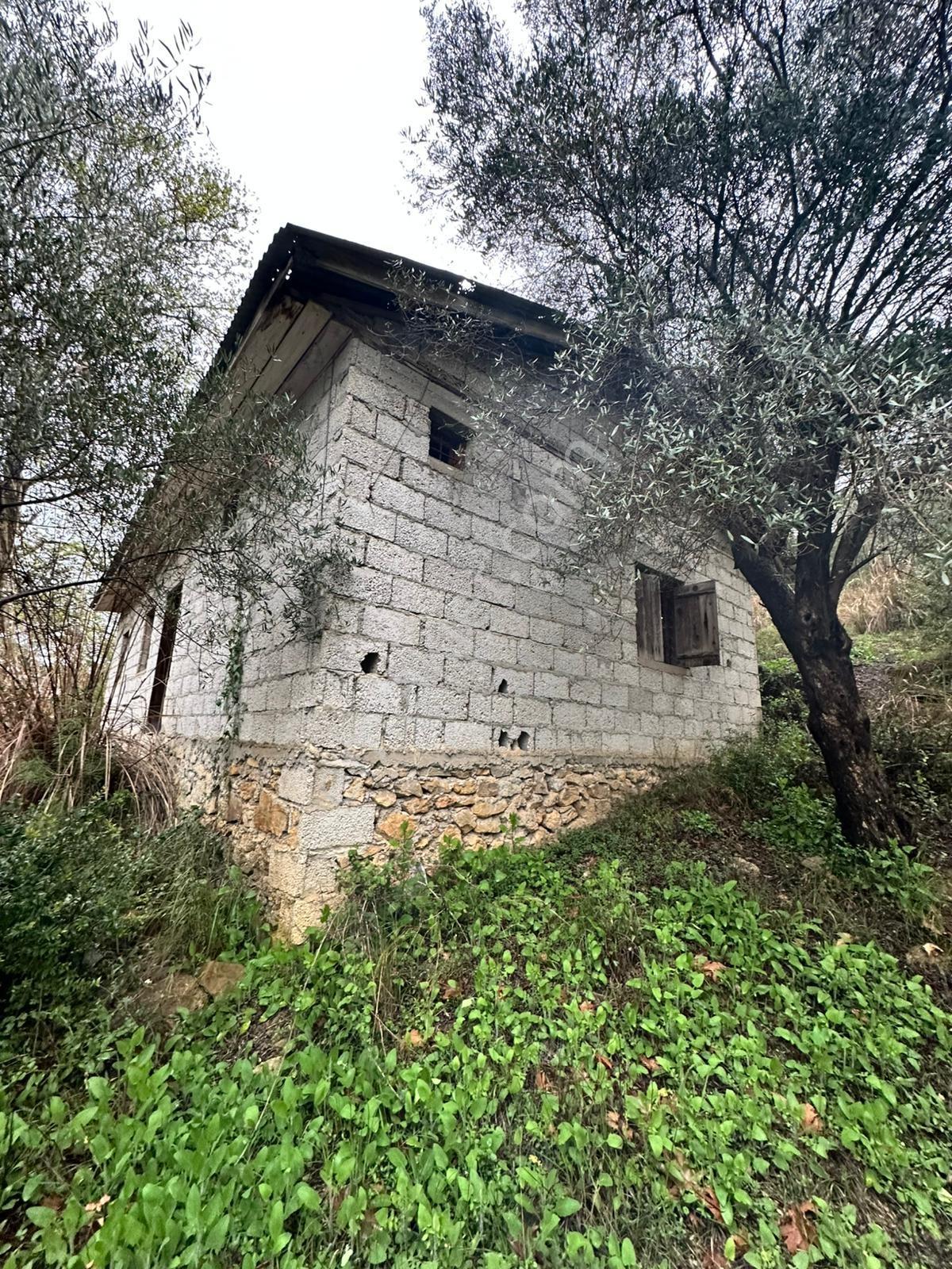 Kozan Gayrimenkulden Gediklide Anayol Kenarı Baraj Manzralı Arsa - Görsel 25