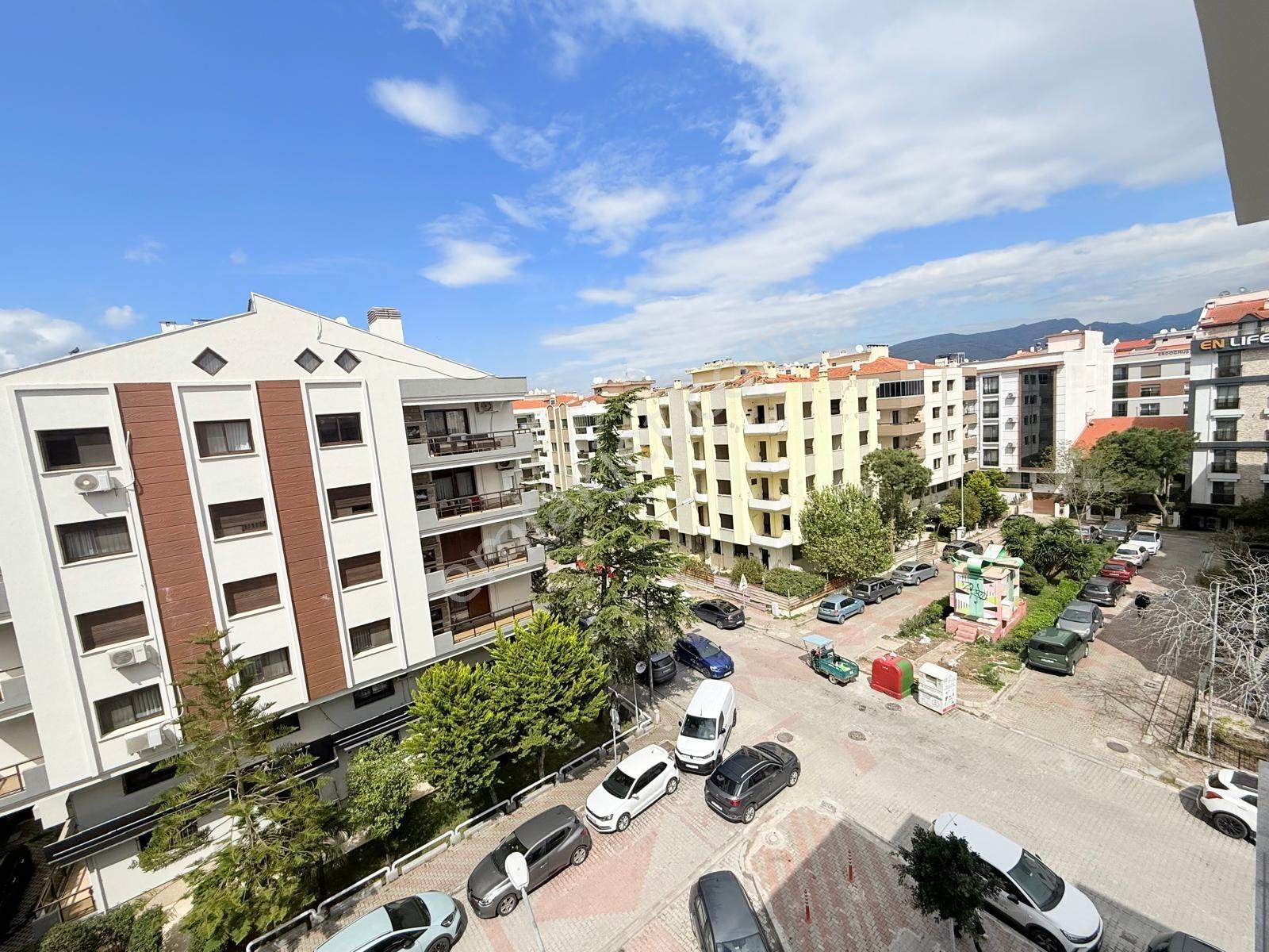 Karşıyaka Bostanlı'da Satılık 3+1 Sıfır Daire - Görsel 22