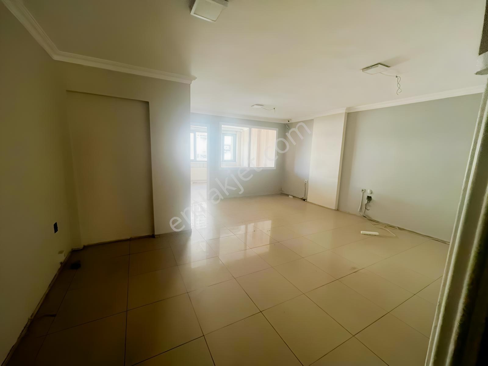 Meşrutiyet Caddesinde Merkezi Konumda 2+1 Kiralık İşyeri - Görsel 10
