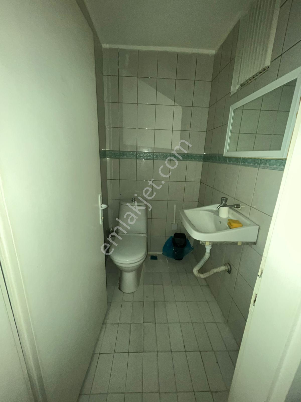 Meşrutiyet Caddesinde Merkezi Konumda 2+1 Kiralık İşyeri - Görsel 8
