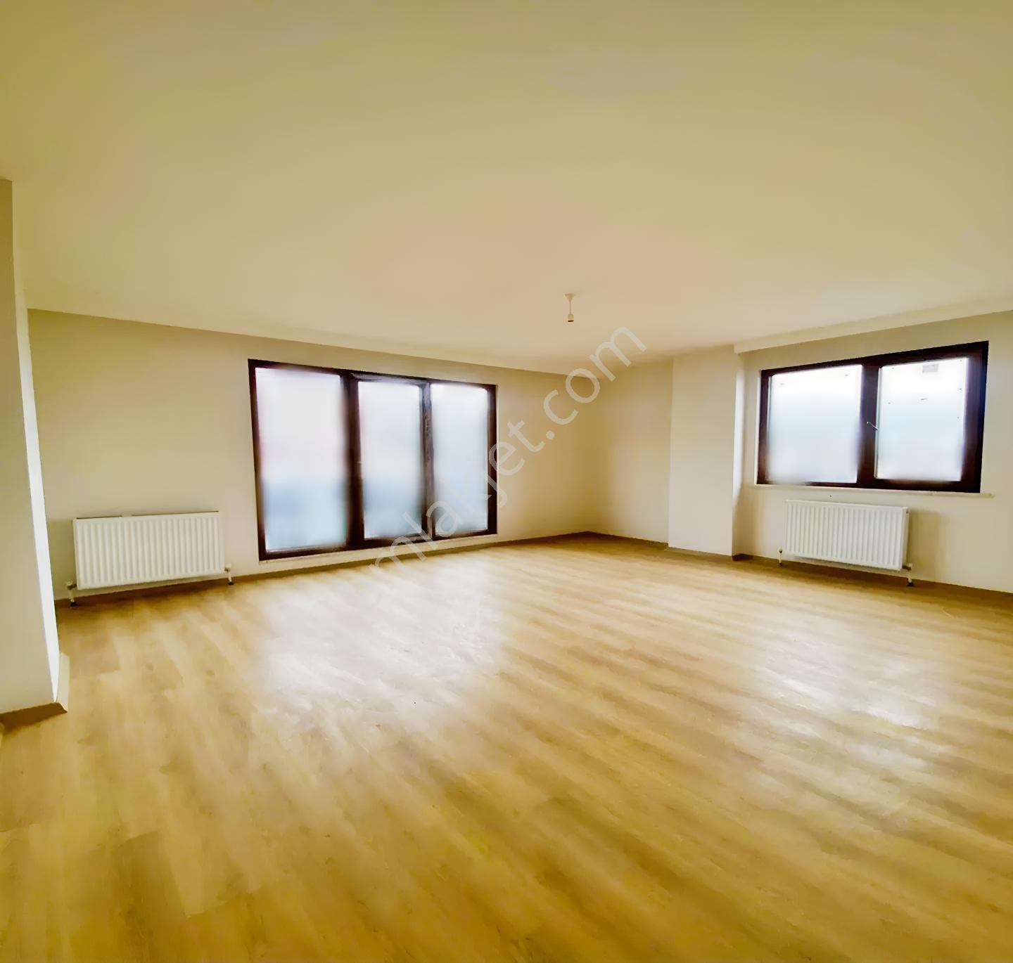 Kod 3219 Alemdağ Mah. Hastaneye Yakın Geniş 2+1 Satılık