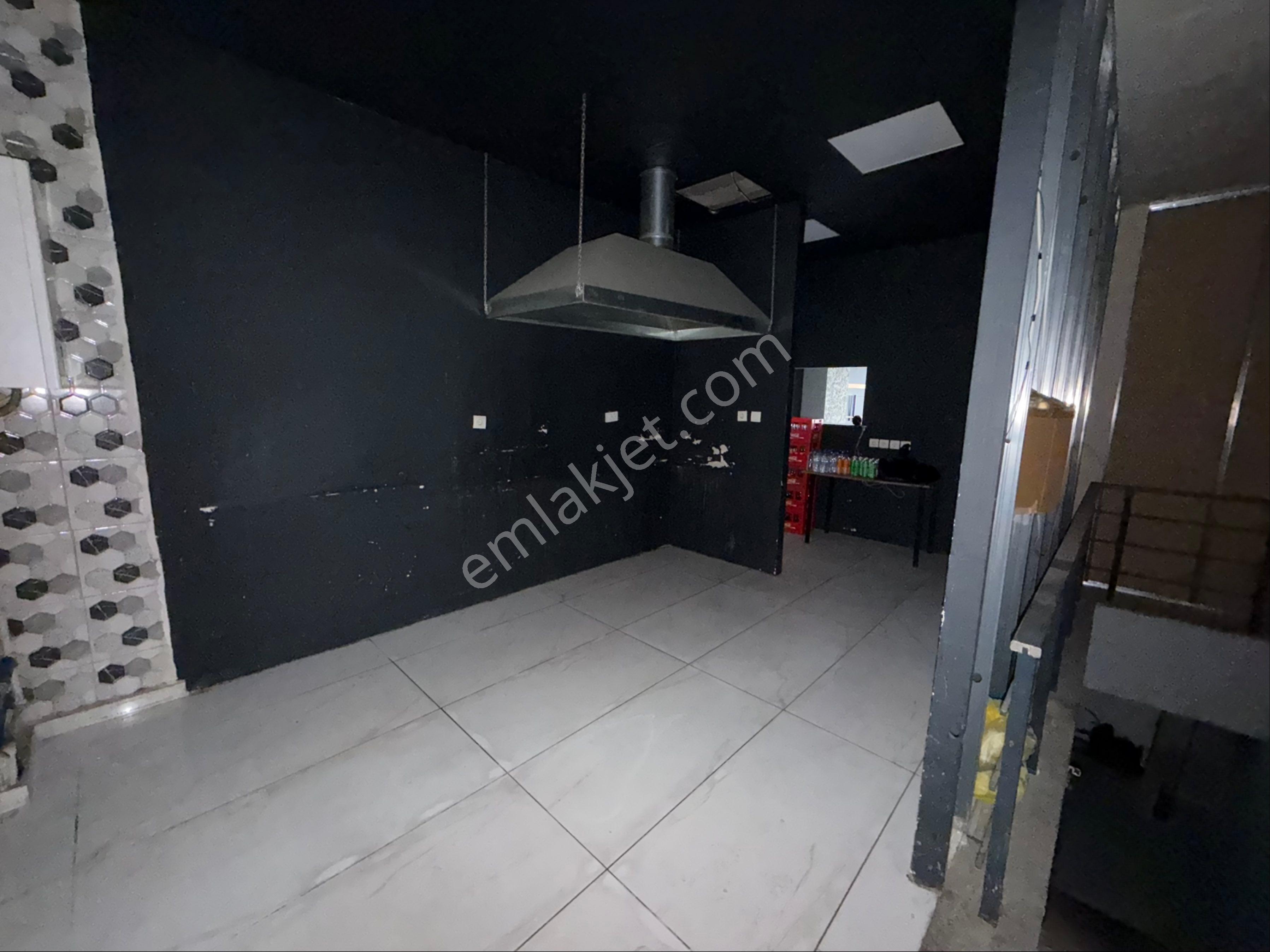 Demirbaş Gayrimenkulden Üniversite Böl.kiralık Dükkan - Görsel 6