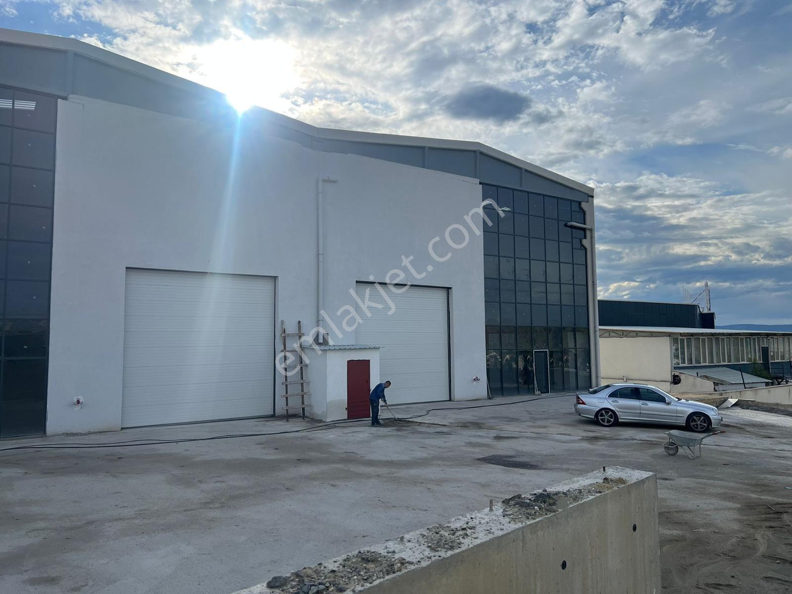 Saray Merkezi Lokasyonda Kiralık Fabrika - Görsel 2