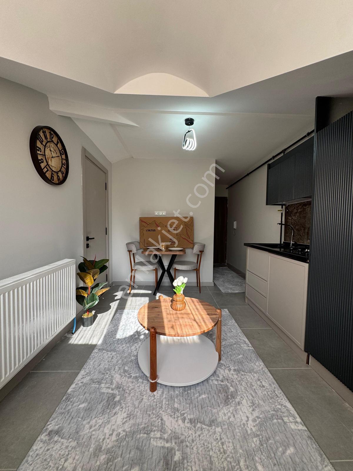 Üniversite ‘ Ye Yakın Sıfır Eşyalı Kiralık 1+1 Apart - Görsel 7