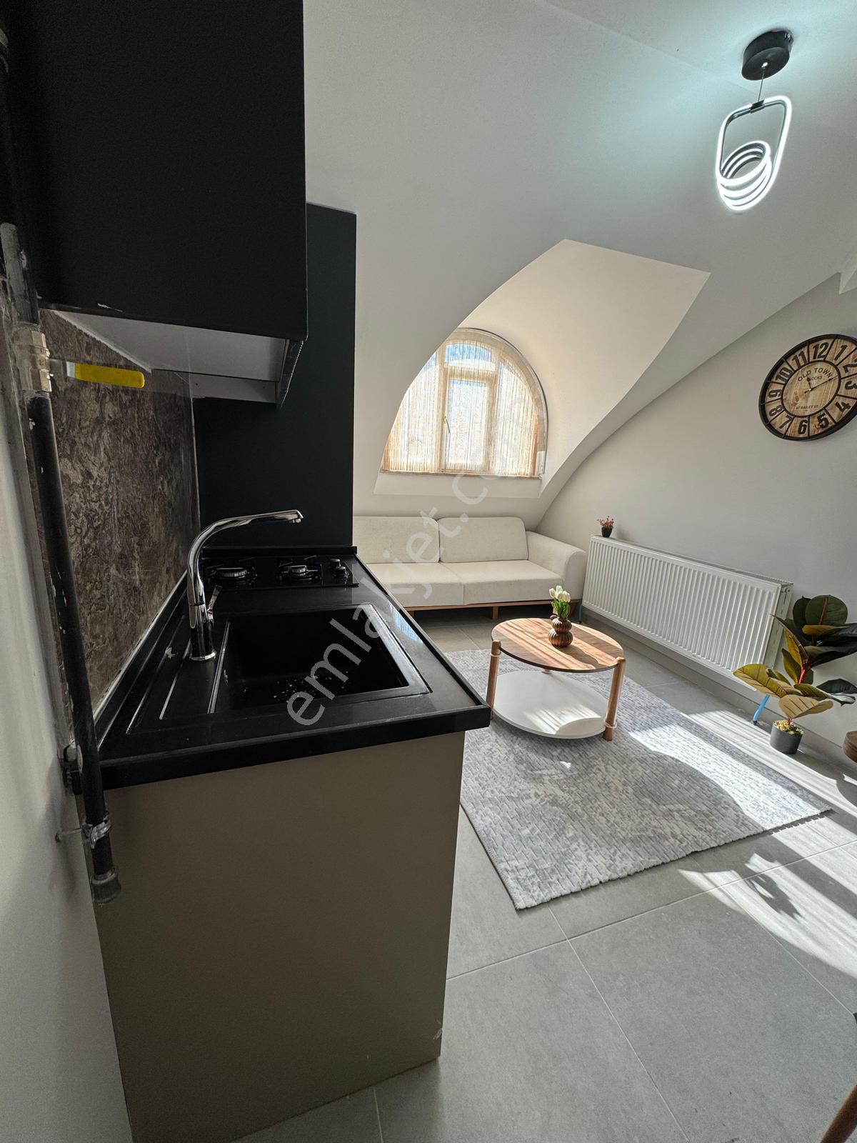 Üniversite ‘ Ye Yakın Sıfır Eşyalı Kiralık 1+1 Apart - Görsel 8