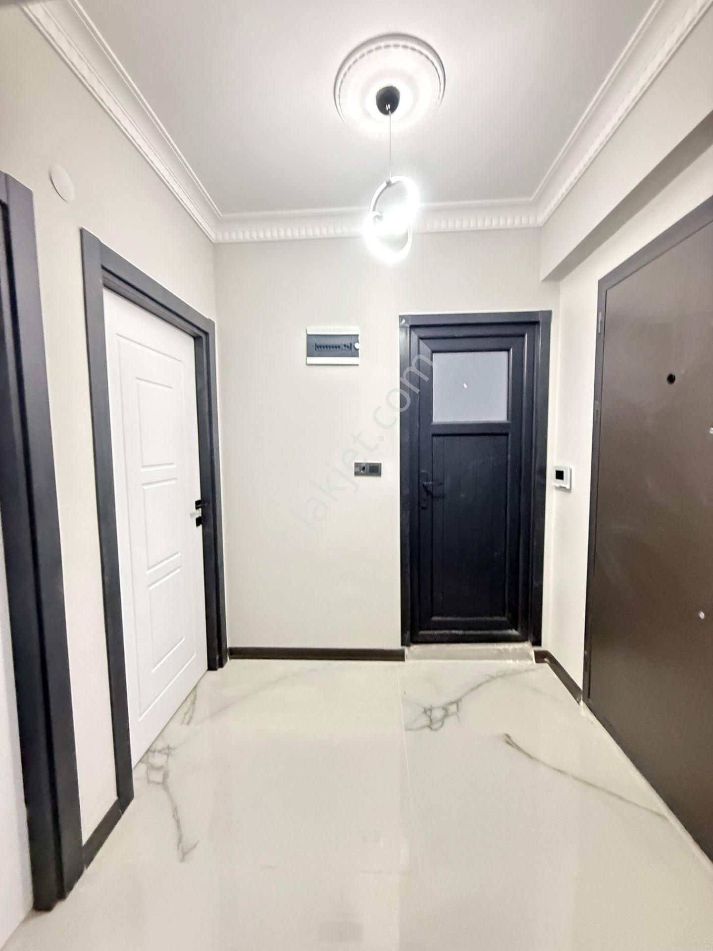Bahçeşehir Lokasyonlu 2+1 Uygun Fiyatlı Daire - Görsel 24