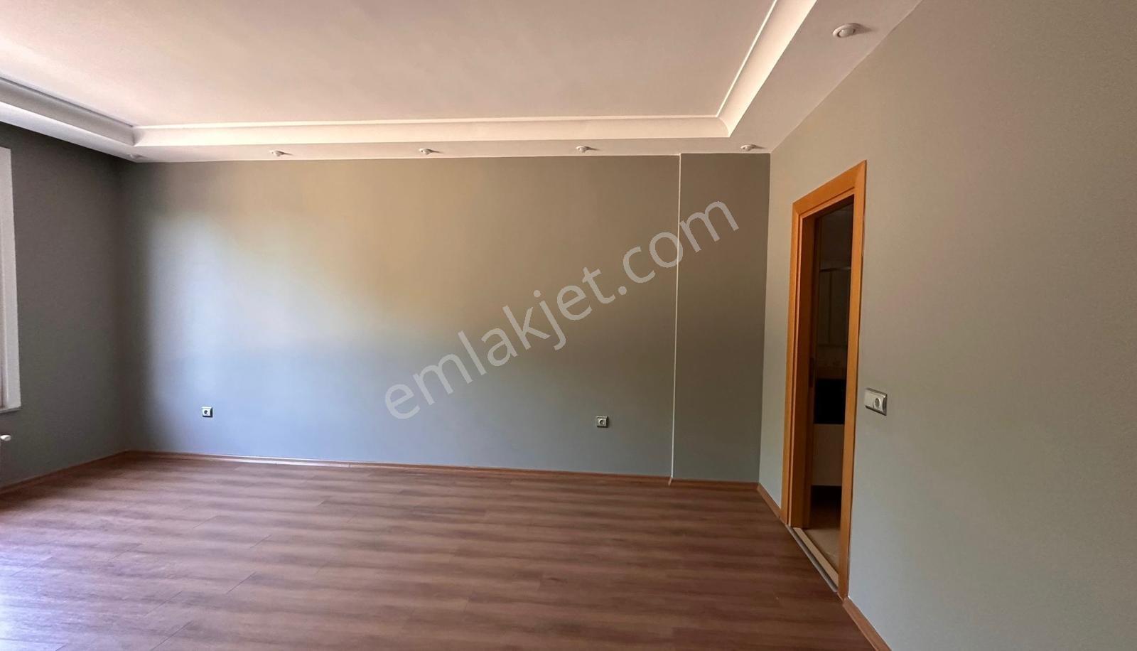B.çekmece Güzelce De Denize Sıfır Bahçeli 5+1 Satılık Villa - Görsel 33