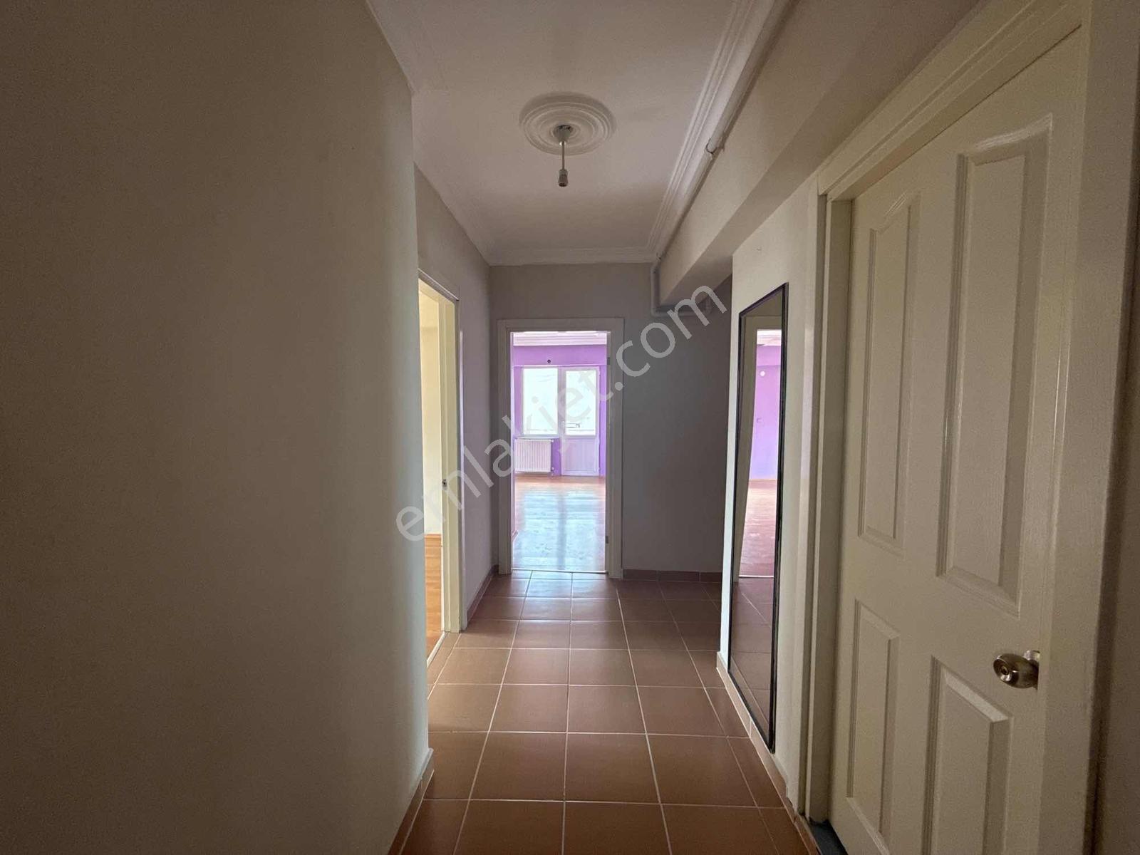 Çorlu Muhittin Mh. 2+1 Kiralık Daire | Geniş Ferah Uygun Fırsat - Görsel 3